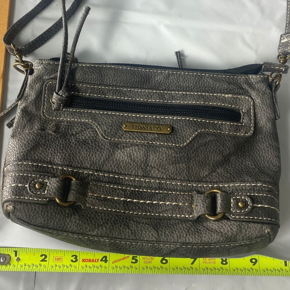 Stone & Co Gray Pebbled Crossbody Purse Shoulder Bag Multi Pocket Handbag - Picture 3 of 3